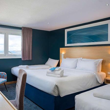 Travelodge Aberdeen Airport Pokój zdjęcie
