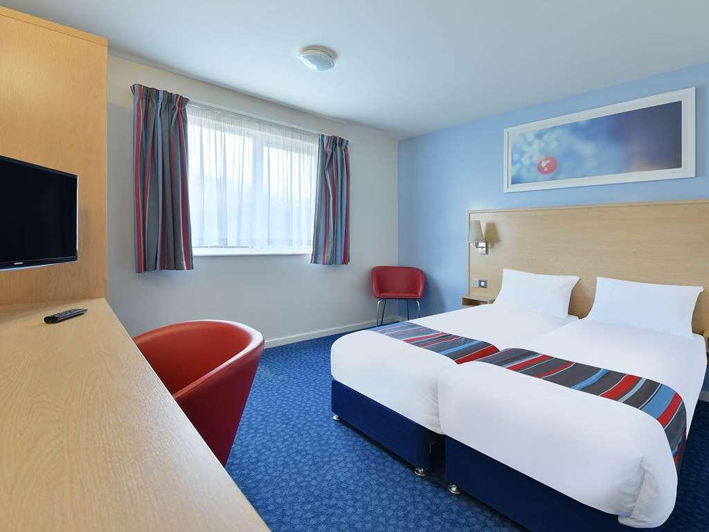 Travelodge Aberdeen Airport Pokój zdjęcie