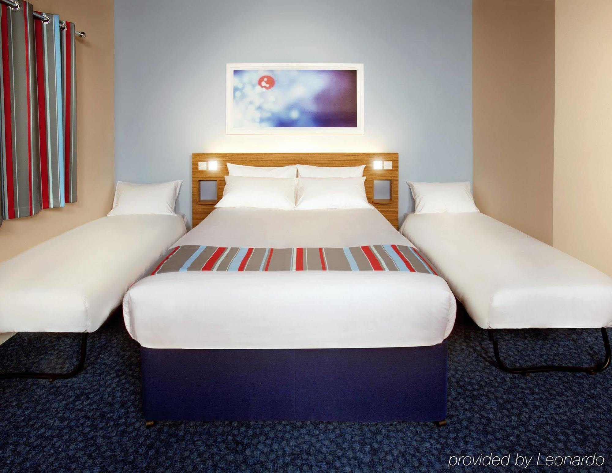Travelodge Aberdeen Airport Zewnętrze zdjęcie